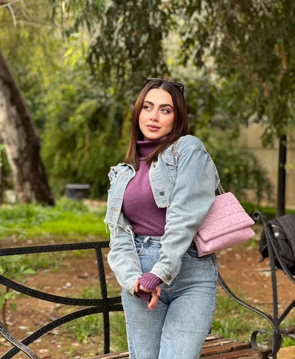 آية الباسل - صورة رئيسية